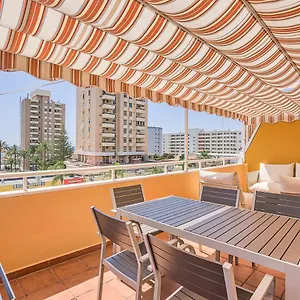 https://sur-suites-torremolinos.1costadelsol.com